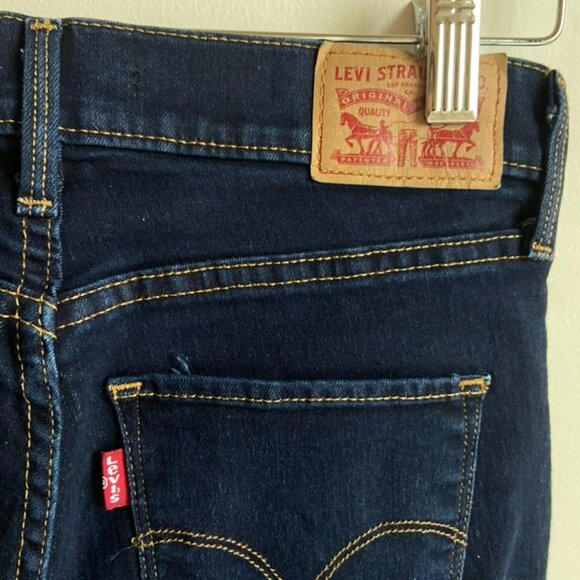 Levis 311 Skinny Shaping Jeans - Picture 7 of 9